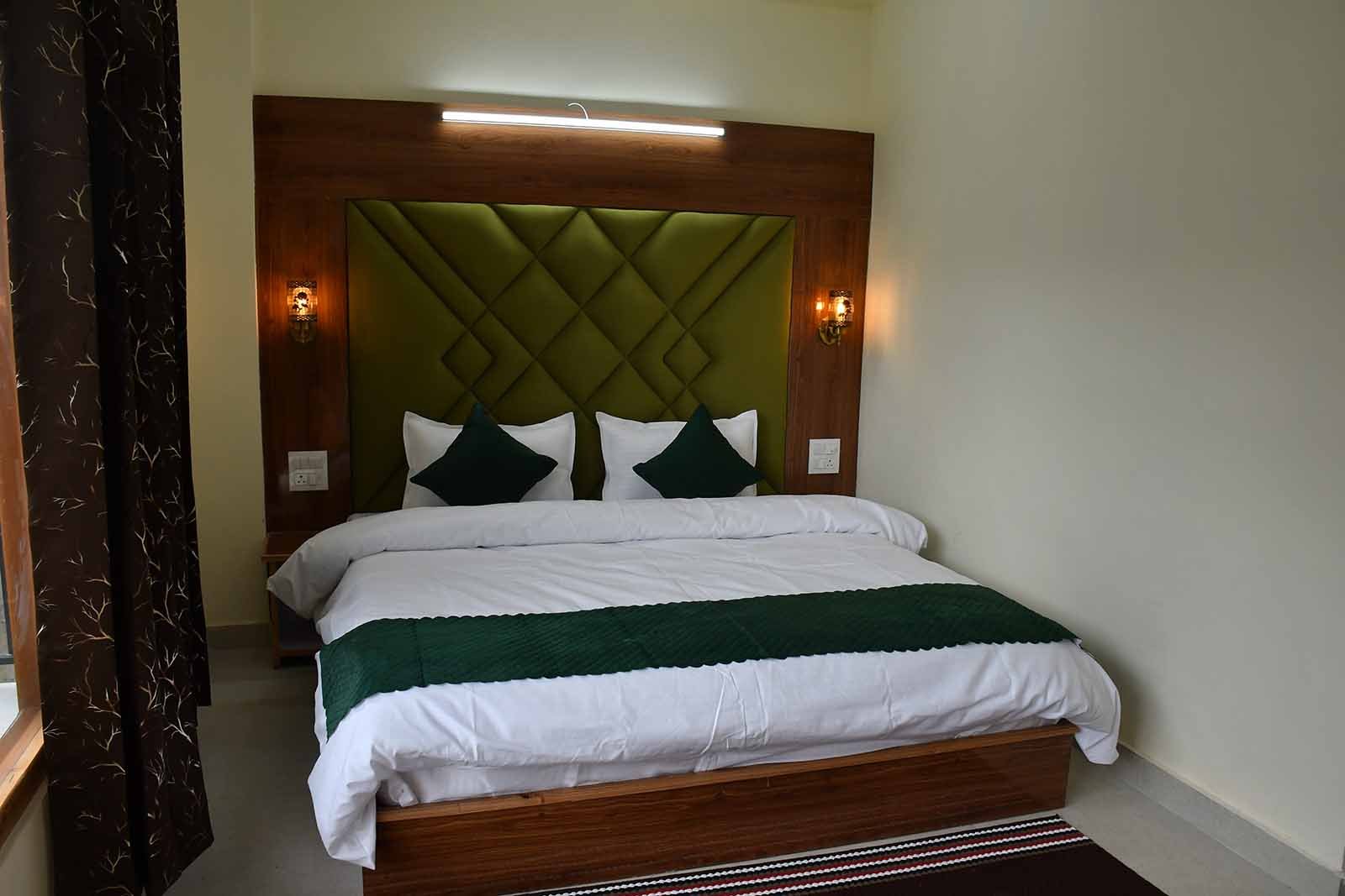 HimalayanWanderLeaf112