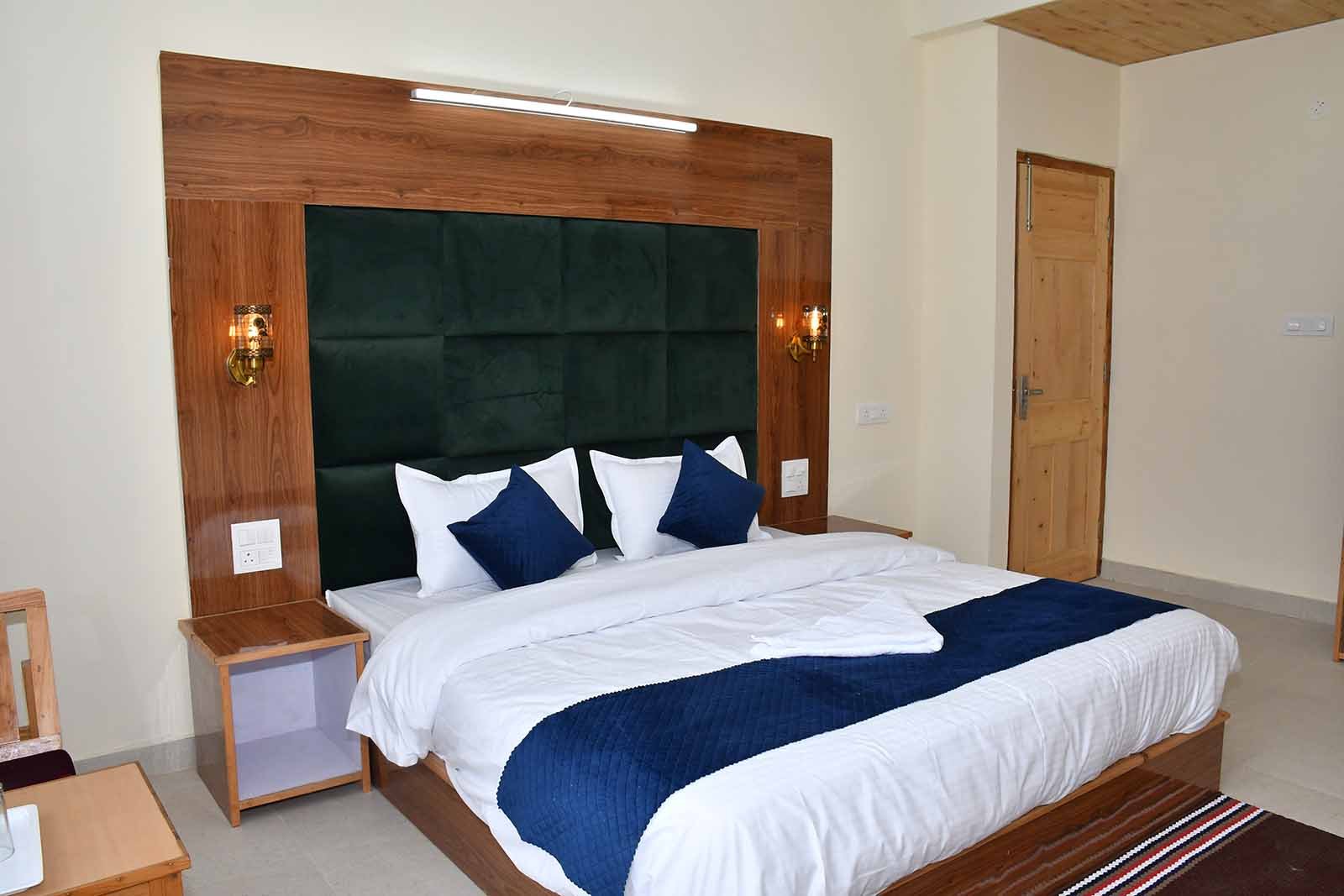 HimalayanWanderLeaf120